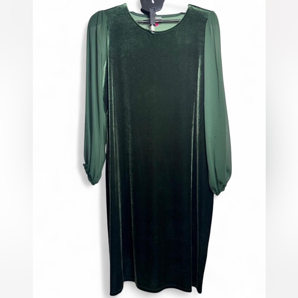 Vince Camuto Dresses & Skirts - Vince Camuto Forest Green midi Long Sleeve Dress
